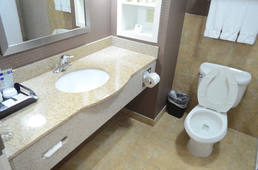 Hotel Express & Energy Corridor - West Oaks By Ihg 2*