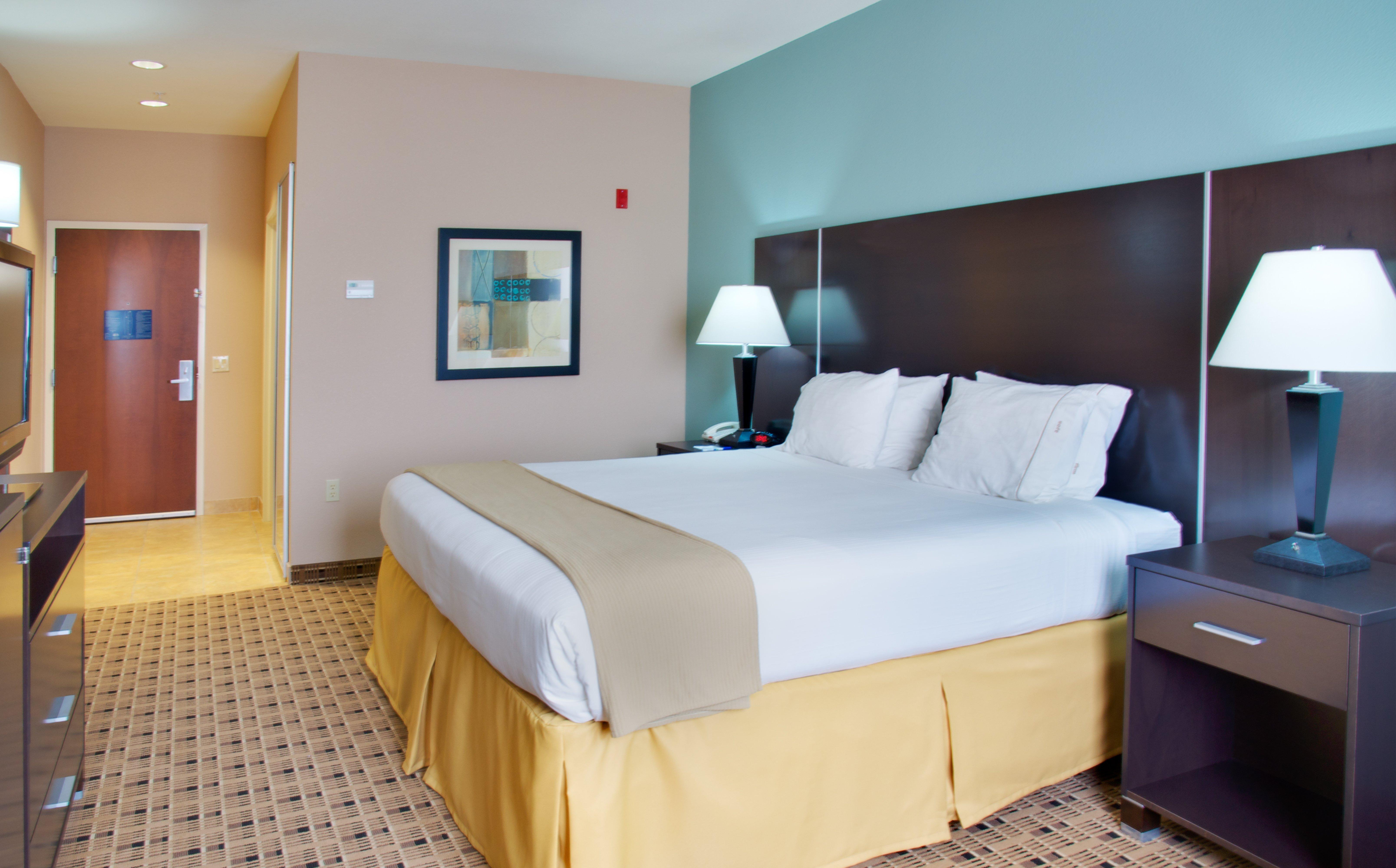 Holiday Express & Energy Corridor - West Oaks By Ihg Hotel 2*
